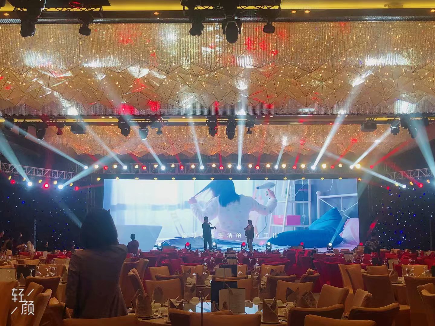 惠州舞台LED大屏安装出租，惠州舞台各种显示屏安装出租